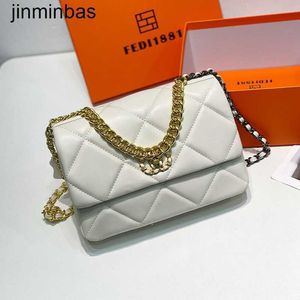 Women's Luxury Bag Shop 80% Factory Wholesale Retail Bag Women's Small Fragrance Style Daling Lattice Chain Msenger New Sheep Portable One Shoulder Leather