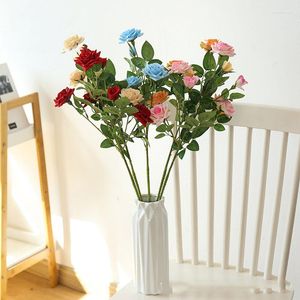 زهور زخرفية واحدة من ستة رؤوس قرن صغير وردة مصنع زهرة الاصطناعية المصنع المباشر زخرفة المنزل الإبداعي