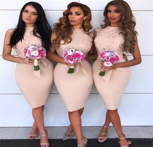 2019 Sexy Blush Pink Mermaid Bridesmaid Dresses Short Satin Lace Appliques Knee Length Sheath Sleeveless Wedding Guest Maid of Hon8843706