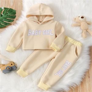 Set di abbigliamento per neonate Tute Felpe con cappuccio a maniche lunghe per bambini Pantaloni Set da 2 pezzi Completi per bambini Abiti sportivi per neonati