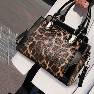 Designer Bag Motingsome Women Tygväskor Luxury Leopard Print Cowhide Real Leather Fashion Bag Ladies Crossbody Shoulder Handbag and Purse 2023