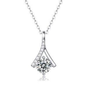 Ciondolo in argento sterling S925 Qualità 1ct Moissanite Bellissimo nastro Collana per la festa della mamma Regali all'ingrosso per la mamma