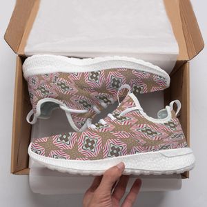 Män stitch löpskor anpassade sneakers kvinnor mode svart vit midklipp andningsbar utomhussportsko färg71