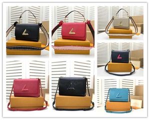 2022 Högkvalitativa kvinnor damer äkta läderväskor designer lyx bästa handväska läder twist mm väska python m57505 röda väskor storlek x kfbi