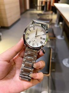 Orologi da uomo e da donna alla moda Movimento al quarzo importato Chiusura a farfalla misura 40 mm