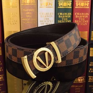 Belts Classic Retro Men's And Women's Universal Belt 3.3CM Fashionable Luxury Designer V-letter Smooth Buckle Business Casual Belt Belts For Women Designer