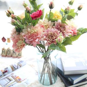 Kwiaty dekoracyjne 6 bukiety jedwabny bukiet ślubny dahlias na imprezę domową DIY Artififilele pour le mariage pompon flower