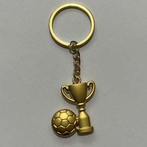 Kreativer Fußball-WM-Schlüsselanhänger zum Sammeln, kleines Geschenk für Herren, Schlüsselanhänger aus Metall
