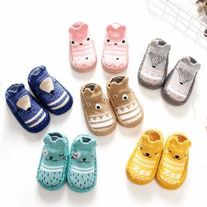 First Walkers Unisex Baby Shoes Toddler Walker Girl Kids Soft Rubber Shoe Knit Booties Antislip 221125
