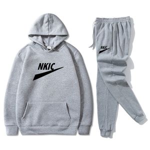 M￤n set hoodie byxor tv￥delar avslappnade tr￤ningsdr￤kter fast f￤rg tr￶ja m￤n mode sportkl￤der m￤rkesupps￤ttning man