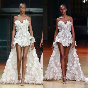 Flores 3D chiques A linha de noiva vestido de penas de pesco￧o de cora￧￣o Apliques de mi￧angas vestidos de noiva vestido de casamento