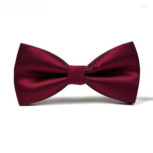 Bow Ties 2022 Modedesigner Marke Binde Luxus M￤nner Bowties for Men Hochzeit eleganter Schmetterling und Geschenkbox