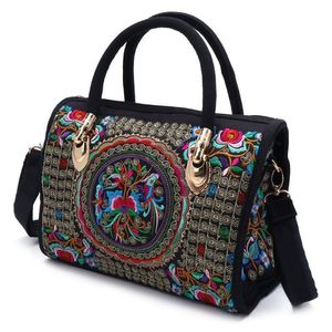 Evening Bags Women Floral Embroidered Handbag Ethnic Boho Canvas Shopping Tote Zipper Bag 221125