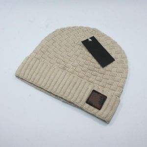 Män design vinter beanie kvinnor hat cap skid hattar snapback mask män bomullskalle mössor unisex kashmir rutiga brev lyxiga casual utomhus mode mössor 13 färger a10