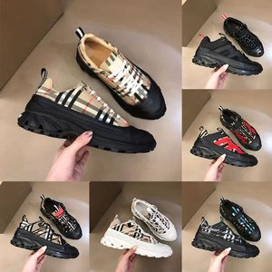 Designer Casuak Skor Herr Rutigt Sneakers Bomullsrandig Trainer Gummi Yttersula Utomhus Sneakers Vintage Platform Sneakers med låda