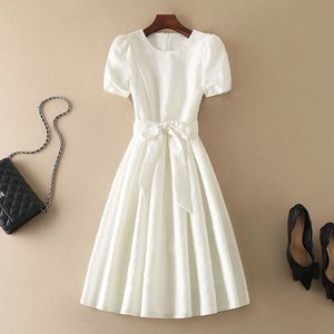 Casual Dresses Summer Niche Cute Girls Elegant White Simple Round Neck Waist Trimming Youthful Dress For Women 221126