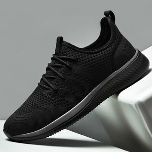 Klädskor män som kör bekväma sporttrend lättviktig promenad sneakers andningsbara zapatillas 221125