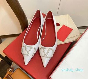 Sapatos de vestido feminino de moda sand￡lias de boca rasa de alta qualidade Sapatos femininos Sapatos de festa confort￡vel Party VV102115 0222