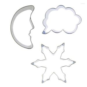 Stampi da forno 3 pezzi Cloud Moon Snowflake Cookie Cutter Biscuit Embossing Machine Sciroppo di cioccolato Stampo in acciaio inossidabile Strumenti per la decorazione di torte