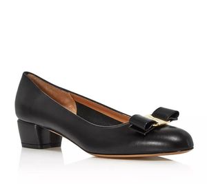 Classic Sandal Women's Dress Shoes Pumps Luxury Brand Design Vara Pump Low Heel Black Patent Leather Round Toe Offical Shoes 35-40
