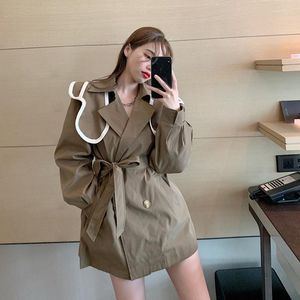 Women's Trench Coats Vintage Large Collar Patchwork Short Coat For Women Belt European Fashion Cool Stylish Luxury Clothes 2022