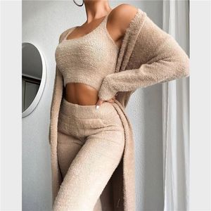 Calças femininas de duas peças Outono Inverno Macio Fofo Conjuntos de três peças Mulheres Sexy Tops curtos ombro a ombro e calças compridas Homesuit Casual Feminino 3 peças Terno 221129