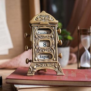 Decorative Objects Figurines Classical Pure Copper Perpetual Calendar Vintage High Quality Retro Brass Creative Ornament Desktop Decor Literature 221129