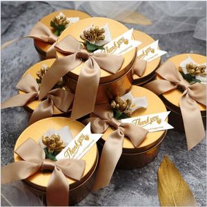 Wrap regalo 30pcs Nome personalizzato Data di matrimonio favore del matrimonio stagno oro un unico fiore circolare in oro oro scatola di regali per ospite