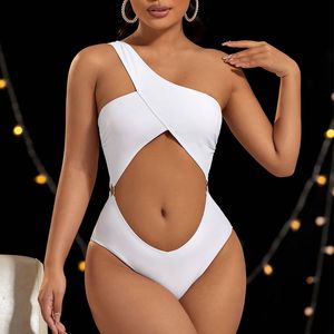 Kvinnors badkläder Skär ut en bit baddräktuppsättning för kvinnliga XL Brasilianska strandkläder kläder för kvinnor som simmar stranddräkt