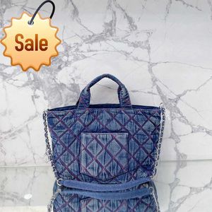 Damskie luksusowe designerskie torby na ramię Wysokiej jakości haftowe torba TOTE Portable Vintage Denim Diganal Cross Bag Factory Sale