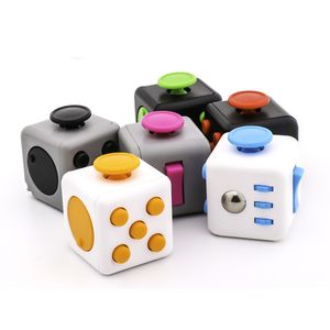 Spinning Top Fidget Toys Decompression Dice For Autism ADHD Ångest Lindra vuxna barn Stress Relief Anti Stress Fingertip 221129