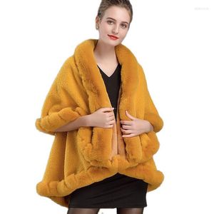 Futro dla kobiet 1007 # Europejski i amerykański jesienny styl zimowy zagęszczony REX Women Women Faux Cape