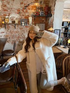 Kvinnors päls faux lautaro vinterlångt förtjockad varm fluffig vit kappa kvinnor fickor lösa avslappnad lyxkoreansk mode ankomst 221128
