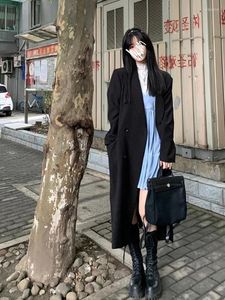女性のトレンチコートブラックロングウインドブレーカーコート女性ファッションスーツ材料BFジャケット2022SS高品質のテクスチャースリム秋の韓国