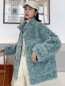 女性の毛皮の毛皮の羊羊のせん断女性の短いパラグラフコートは、厚い複合子羊の襟シアリング221128で暖かく保ちます