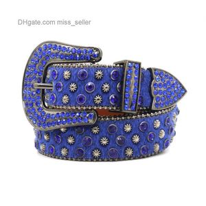 2022 Designer Belt BB Simon Rhinestone Belt Pin Fastener Rivet Handgjorda Hip-Hop Personality Net Red Style m￥ngsidiga byxor Miss Seller