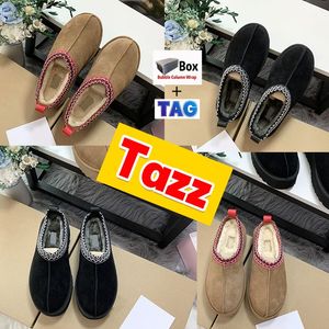 Slides Slippers Women Shoes Flat Slide Sandals Outdoor Sandal Designer Leather Logo Plaque Fashion Luxury Low Heel Summer Beach Indoor With Box uggitys