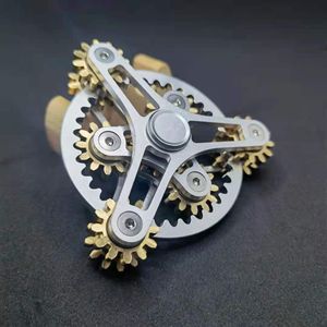 Spinning Top 1PC Delicateness Gear Hand Spinner All Copper Fidget Nine Teeth Linkage EDC Metal Alloy Focus Toys Stress Relief 221129