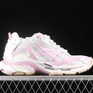 Runner 7.0 مصممين أحذية غير رسمية Demna Women Men Trainers Black White Pink Blue Running Trend All-Match Goggating Grouging Siz