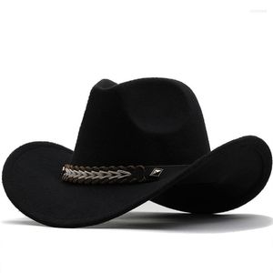 Boinas para homens Fedoras feminino Hats de boné Fashion 2022 Com cadeia quente Panamá capa de cowboy chappel Beach Bucket Gentleman
