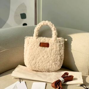 cute teddy ugg workspin Luxury womens Fashion MINI bag wallet Plush Designer Crossbody clutch TOTE 22 new bag city Fashion Shoulder famous wallets Totes hand bags