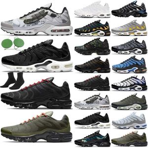 2024 tn plus running shoe for men women Triple Black Royal White basketball shoes Mint Green Wolf Grey Pink Fade Psychic Hyper Blue Crater