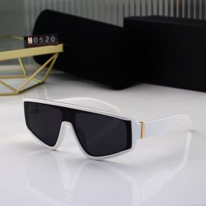 Svarta solglas￶gon f￶r Man Woman Unisex Designer Goggle Beach Sun Glas￶gon Retro Small Frame Design UV400 Top Logo Eyewear Glasses With Box
