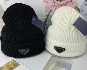 Designer Knit Hat Beanie Cap Hats Snapback Máscara Masculina Caps de caveira de inverno Caps unissex Cashmere Letters