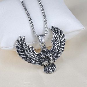 Bird Eagle Pendant Halsband Rostfritt stål Retro Celtic Charm Neckor för Men Street Fashion Fine Jewelry