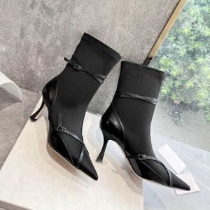 Zimowe buty czarne patent skórzany matowy rękaw krzyczy spiczasty buty na wysokim obcasie buty średnie modne pasy elastyczne 221130
