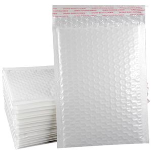 Present Wrap 10 PCS/Lot White Foam -kuvert för bokstäver Mailers vadderade förpackningar med bubbelpostpåsar kuvert Emballage Buste