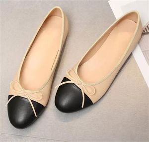 Designer ladies dress shoes classic spring and autumn leather ballet shoes fashion luxury flat comfortable driving shoe trample lazy loafer large
