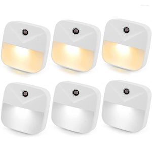 Luci notturne 1-10 pezzi luce LED con sensore dal tramonto all'alba lampade da parete per arredamento camera da letto per armadio corridoio percorso