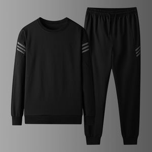 Tracksuits Men's in Spring and Autumn Two Piece Trend Leisure Fashion Round Neck Simple Sportswear Set 220930